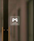 Nálepka herňa priehľadná pieskovaná 8 x 8 cm